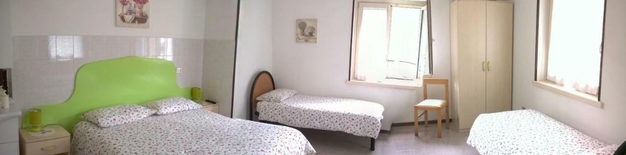B&B Ai Pini Tilliarn Exterior foto